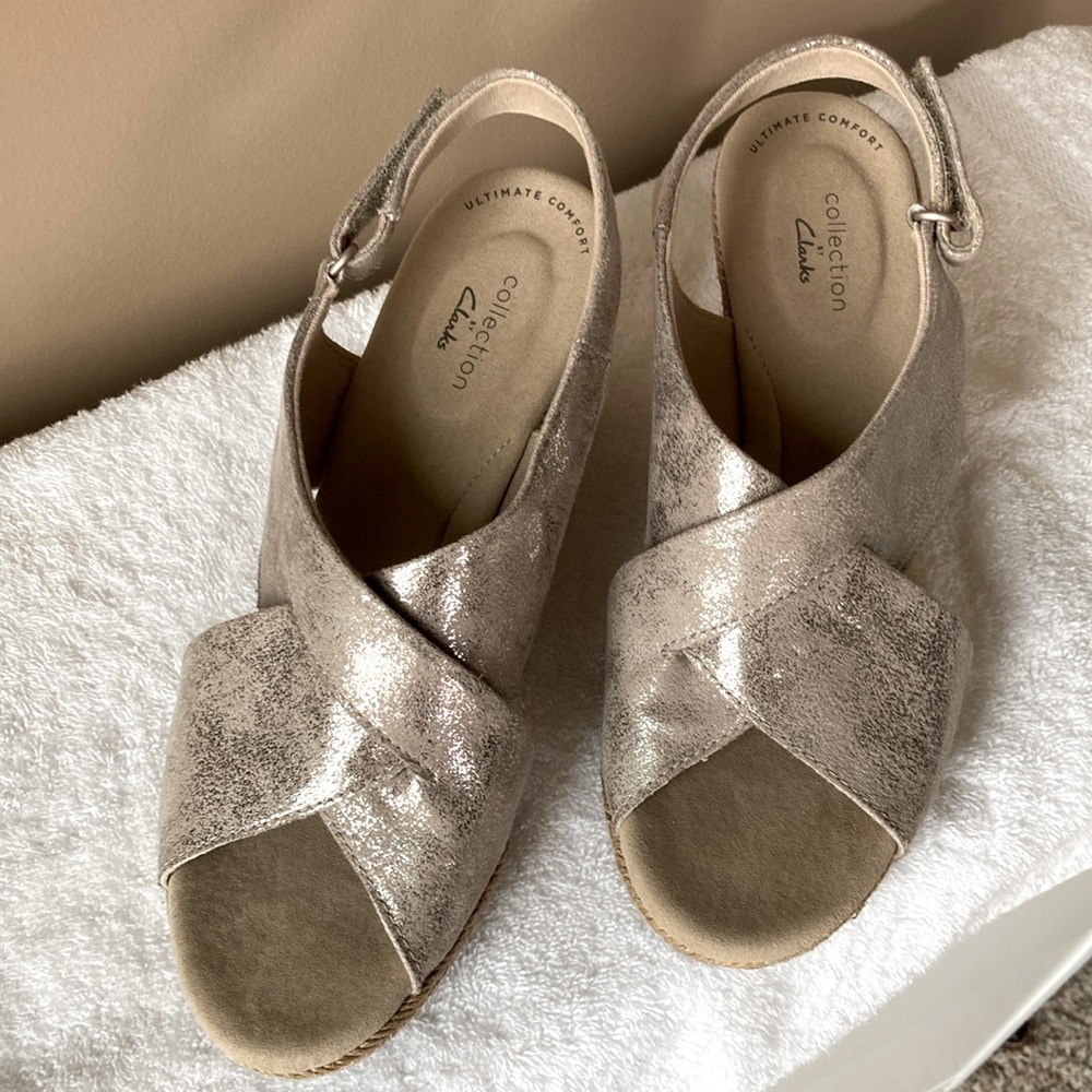 NWOB - Clark’s sling back wedge. Size 9.